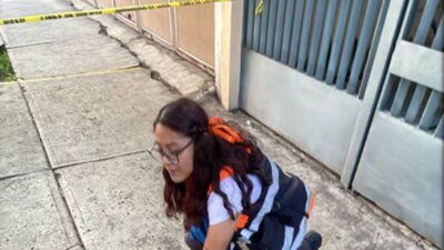 TRISTEZA: Señor caminaba solo por la avenida cuando cayó y ya no despertó