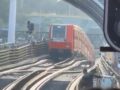 VIDEO: Sujeto intoxicado baja a las vías y camina en un tramo elevado del Metro