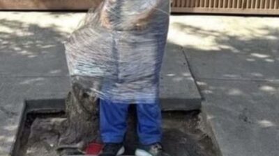 FURIA: Anciano ladrón de bicis recibe humillante castigo de parte de vecinos
