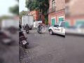 URGENTE: Un señor vivía en calles del centro y hoy amaneció sin vida en una jardinera