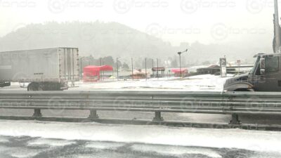 VIDEO. Tormenta y granizada sorprenden en famosa zona turística de Edomex