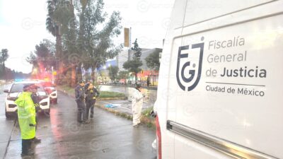 TRAGEDIA: Un taxi detuvo el viaje de un motociclista que salió disparado y murió