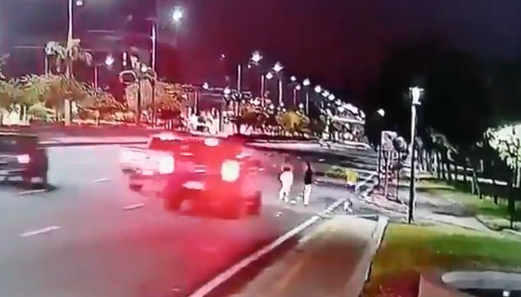 VIDEO: Mónica entrenaba para el maratón de Chicago y una camioneta la aplastó