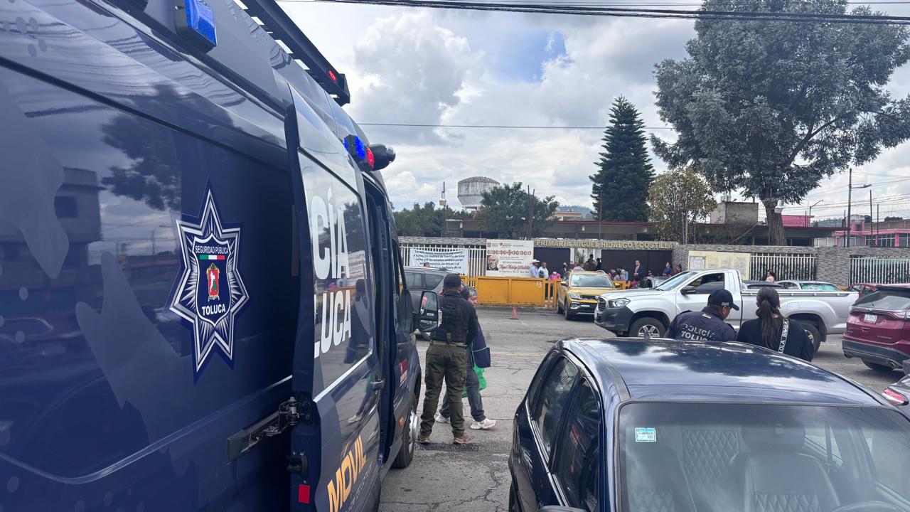 VIDEO: Policía de Toluca usa C4 móviles y recuperan vehículos robados; hay detenidos