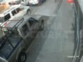 VIDEO: Motociclista iba sobre la banqueta, arrolla a una niña y escapa