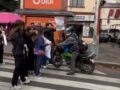 VIDEO: Motociclista se burla de médicos manifestantes que no lo dejaron pasar