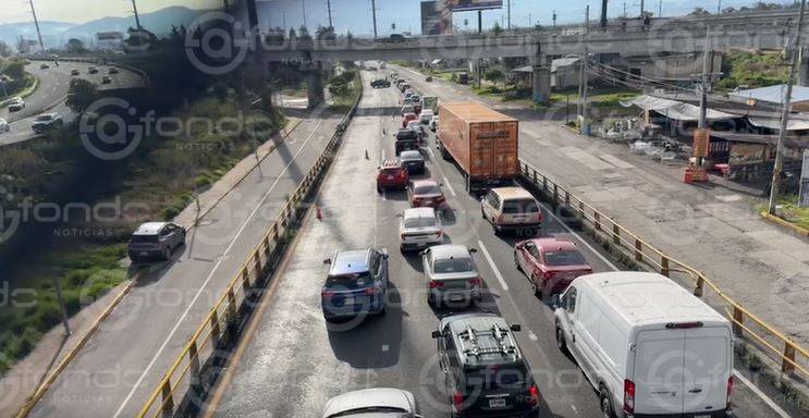 URGENTE: Una persona intentó cruzar la carretera y su cuerpo quedó destrozado