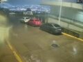 VIDEO: Relámpago cae en un fraccionamiento y alerta a vecinos por la madrugada