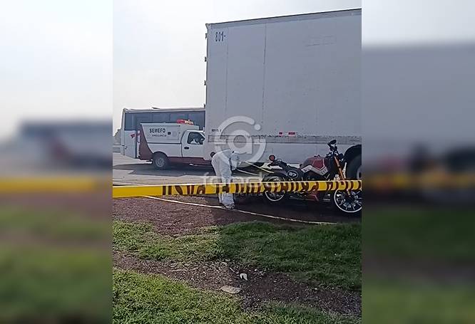 URGENTE: Un hombre salió de su casa en motocicleta y murió al circular en la autopista