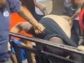 VIDEO: Sujeto se mete a la fila para cruzar la garita y recibe tremenda golpiza