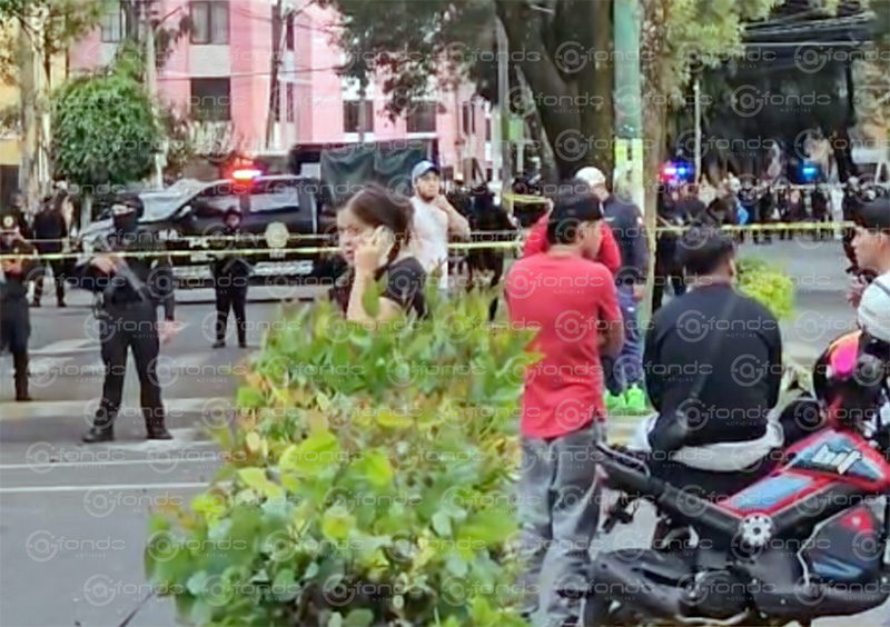 ÚLTIMA HORA. Joven estudiante es asesinado a balazos afuera de su escuela en la CDMX