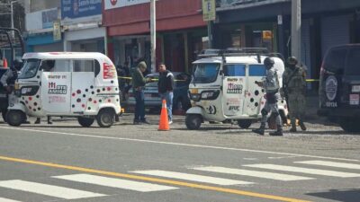 TERRIBLE: Sicarios matan a taxista y a un padre que llevó a sus hijas al camión