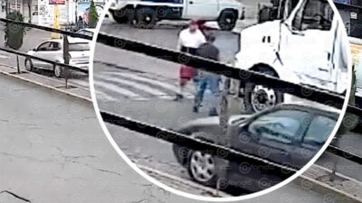 VIDEO. Pipero le clava un hacha en la cabeza a conductor de taxi por aplicación en Edomex