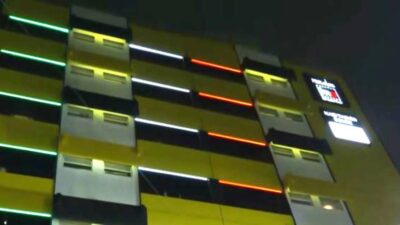 MISTERIO: Joven entra a un hotel de paso y empleados lo encuentran muerto