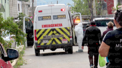 DRAMA. Héctor m urió solo y abandonado en una banqueta; su familia llegó a llorar cuando ya no había nada que hacer