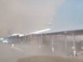 VIDEO: Doble tornado se lleva mercancía y puestos de la Central de Abastos