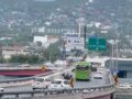 VIDEO: Biker acelera de manera extraña y termina grave en el hospital