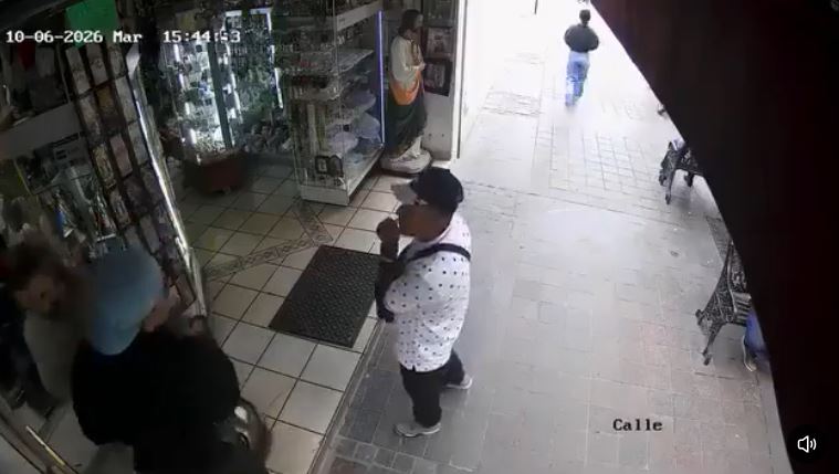 VIDEO: Banda de ladrones se llevan un San Judas Tadeo tamaño familiar