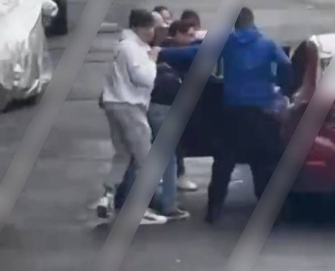 VIDEO: Familia con un bebé es asaltada por falsos vendedores de vehículo