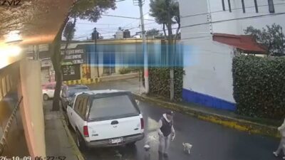 VIDEO. Mujer salta de taxi en movimiento para no ser robada por el chofer