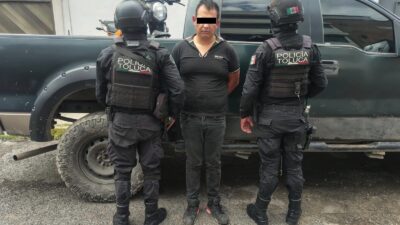 SEGURIDAD: Policías de Toluca atrapan a ladrones de cables y recuperan vehículos robados