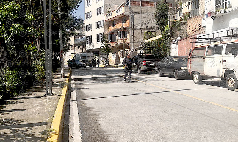 FEMINICIDIO #94. Mujer es asesinada a balazos cuando llevaba a su hija a la escuela en Naucalpan