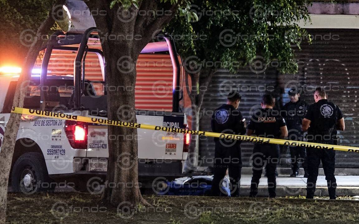 VIDEO. Asesinan a balazos a joven en motoneta en una de las avenidas principales de Ecatepec