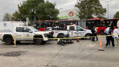 CRIMINAL: Conductor se pasó el alto y mató a un motociclista de 21 años