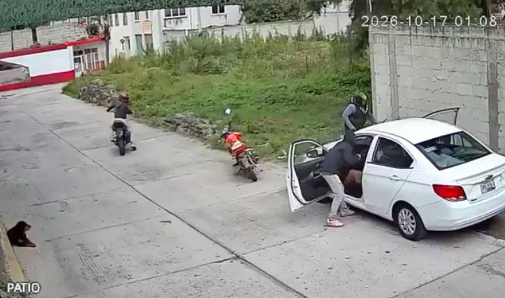 VIDEO: Familia fue a comprar un vehículo y les quitaron 140 mil pesos
