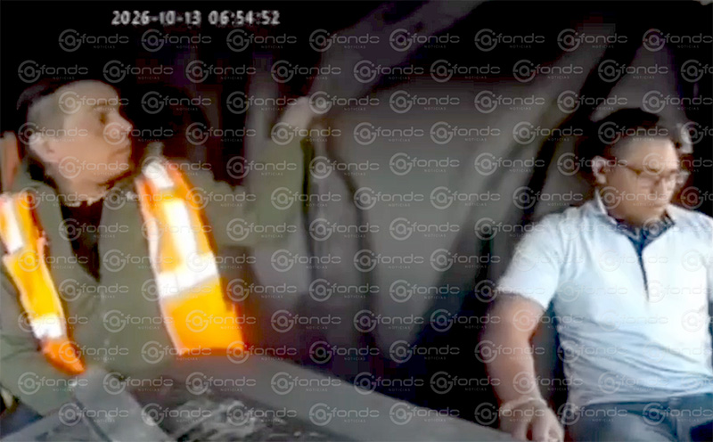 VIDEO. Delincuentes armados roban tráiler con mercancía y secuestran al chofer