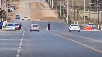 VIDEO: Mujer es arrollada y queda grave durante evento de ‘arrancones’