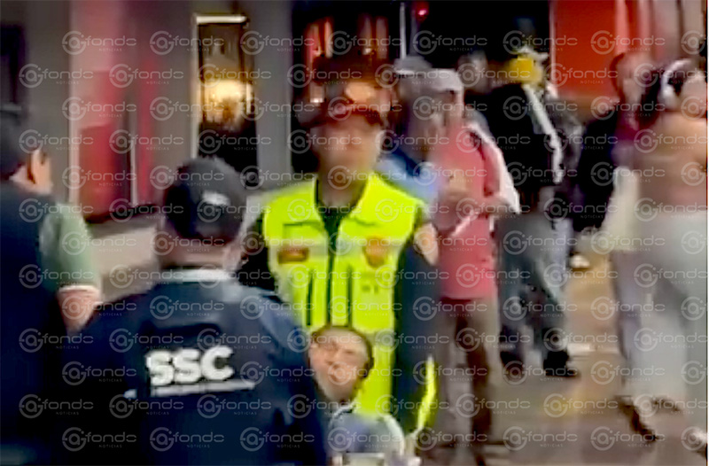 VIDEO. Hombre es rescatado después de sufrir una caída accidental a las vías del Metro