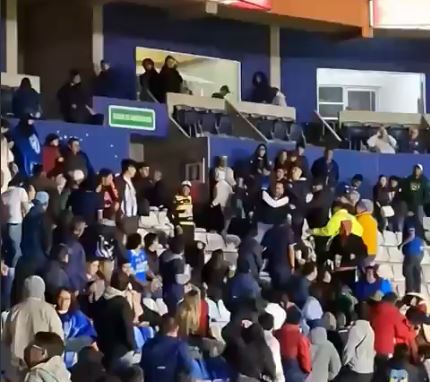 VIDEO: ‘Como animales’; fanáticos del ‘Azul’ y los ‘Tuzos’ se dan con todo en el estadio