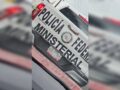 VIDEO. Captan patrulla ‘patito’ de la FGR que circula con las placas tapadas en Edomex