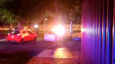 TERRIBLE: Trailero arrastra a un hombre hasta la muerte y sigue su camino