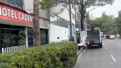 VIDEO. Hombre muere al interior de una habitación de hotel en la CDMX