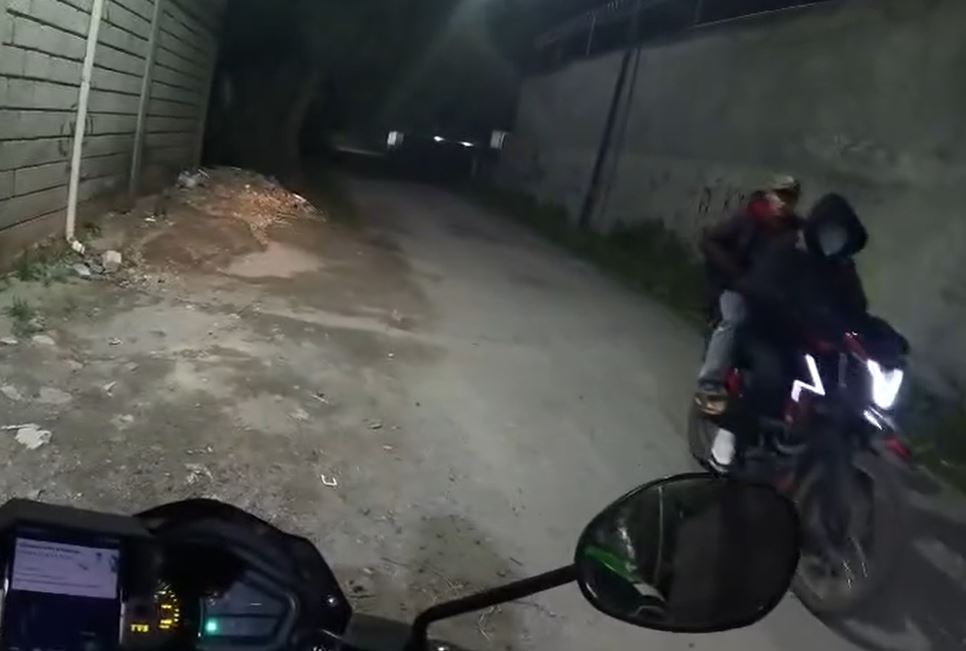 VIDEO. ‘¡Me bajo…!’; Uber Moto acepta un viaje que terminaría en una pesadilla