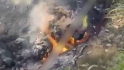 VIDEO: Llevan a una persona al cerro para ejecutarla y prenderle fuego