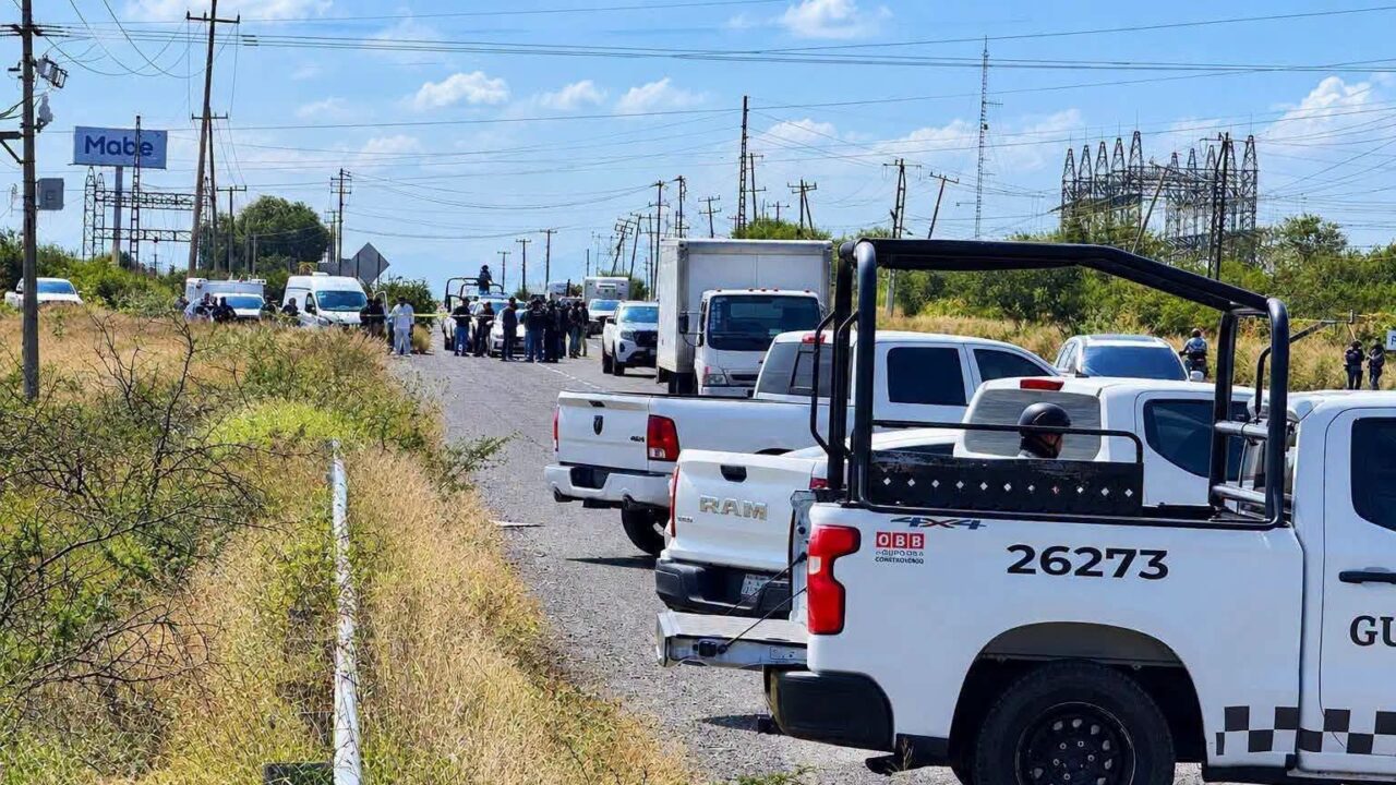 ABATIDO: Policías sorprenden a asaltantes de transporte, se arma balacera y uno muere