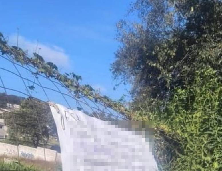 ALERTA: Dejan aterradora manta con un mensaje de amenaza; advierten ‘limpia’