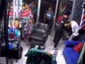 VIDEO: Joven barbero propina tremenda golpiza a sujeto que lo intentó asaltar