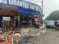 ÚLTIMA HORA: Conductor pierde el control y termina en un local de tortas; hay una señora fallecida